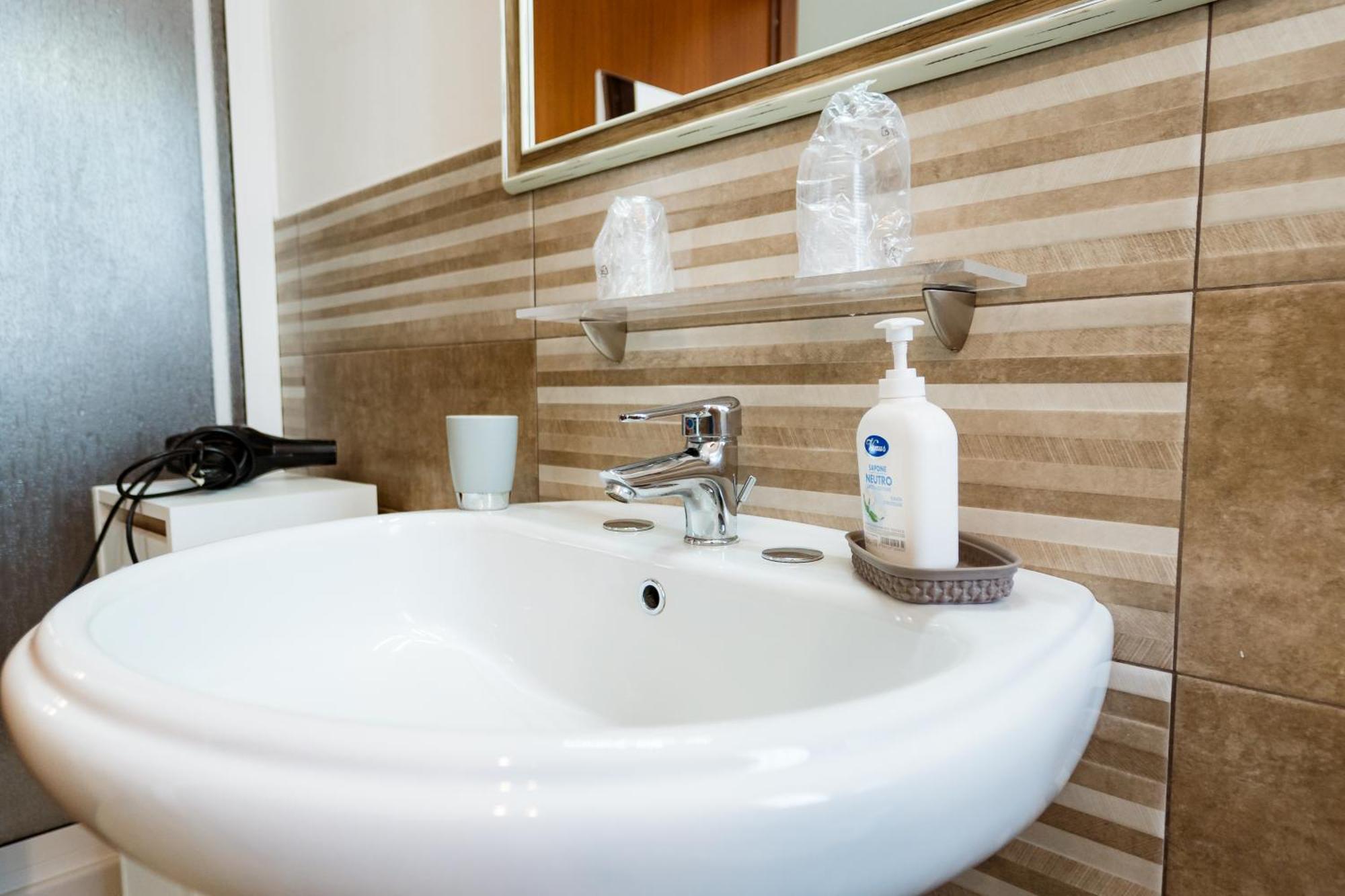 فالديريتْشّي B&B Profumi Di Sicilia المظهر الخارجي الصورة